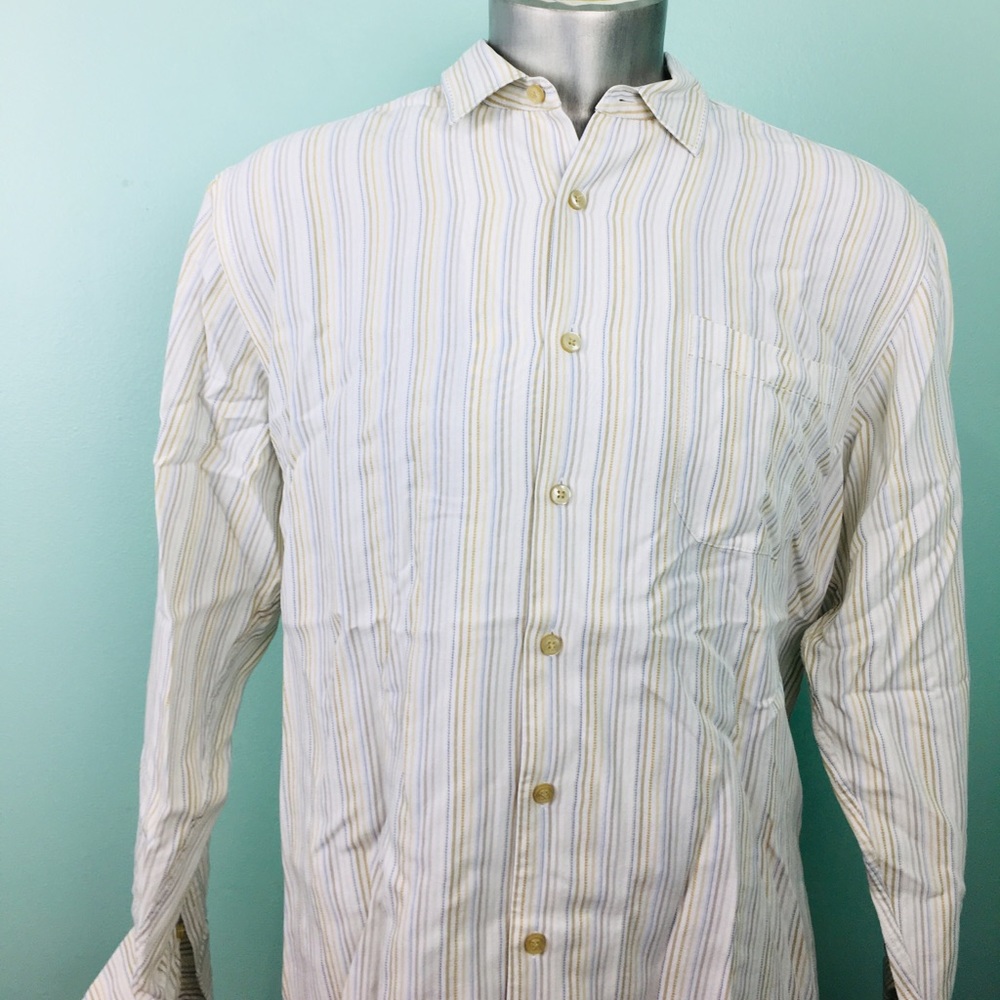 Tommy Bahama Large shirt. Size Large